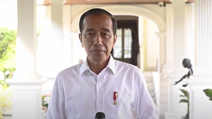 Foto: Presiden Joko Widodo memberikan keterangan pers di Istana Negara, Jakarta, Rabu (21/8/2024). (YouTube/Sekretariat Presiden)